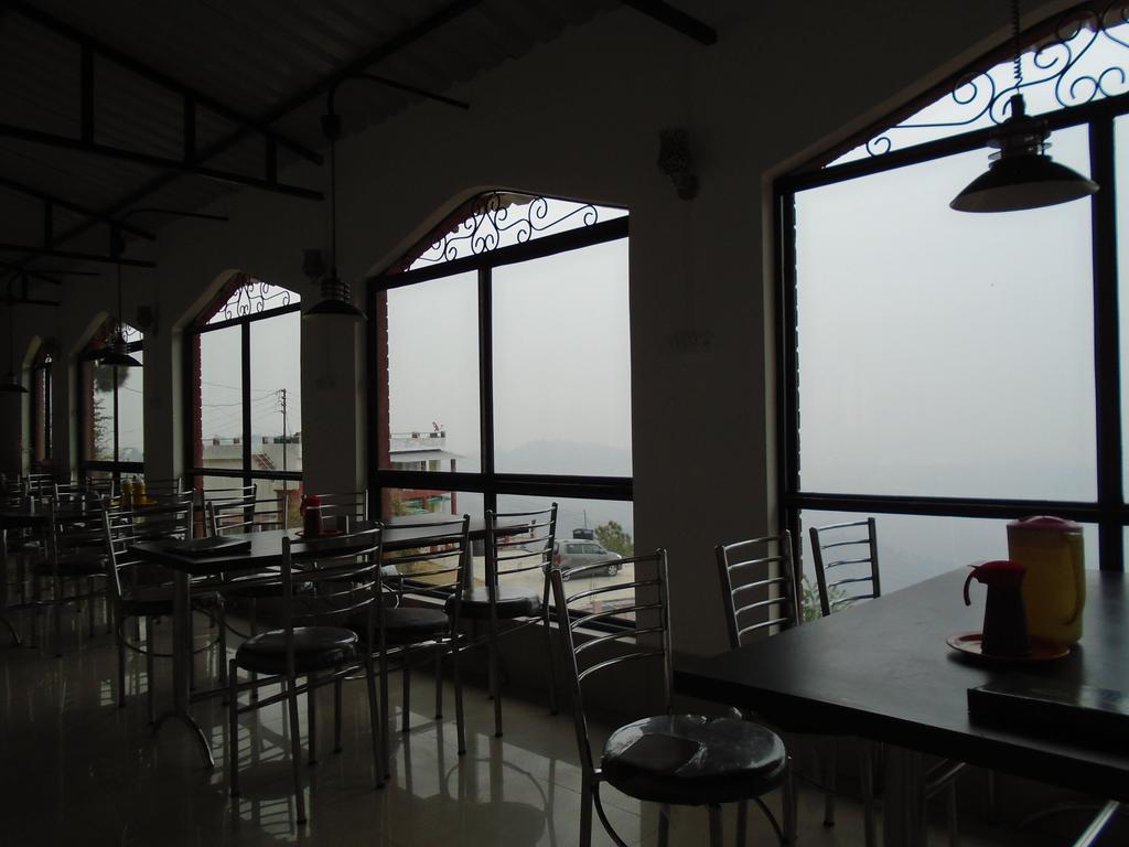 New Dolma Hotel Almora Exterior photo