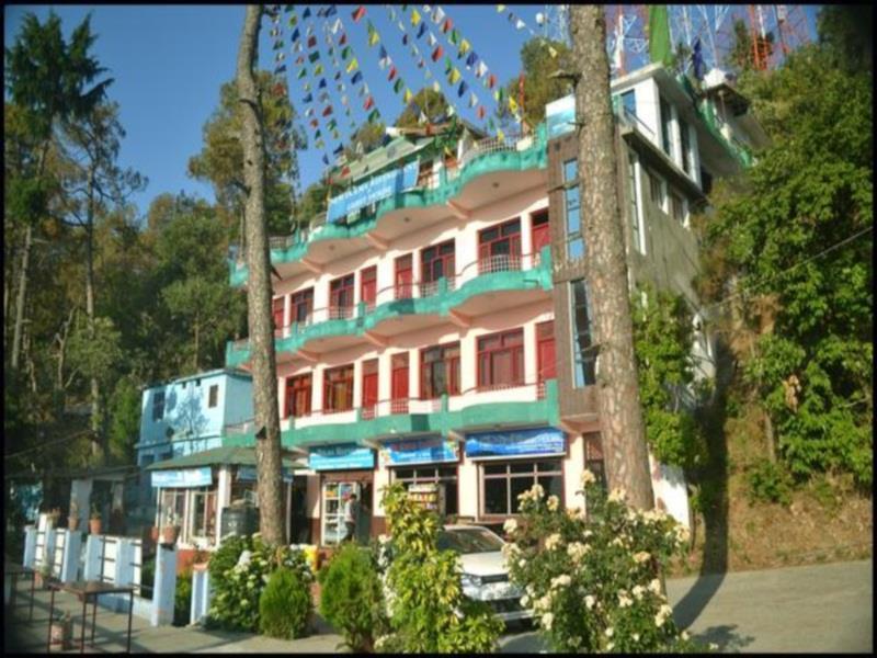 New Dolma Hotel Almora Exterior photo